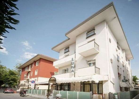 Hotel Luna Rimini Exterior photo